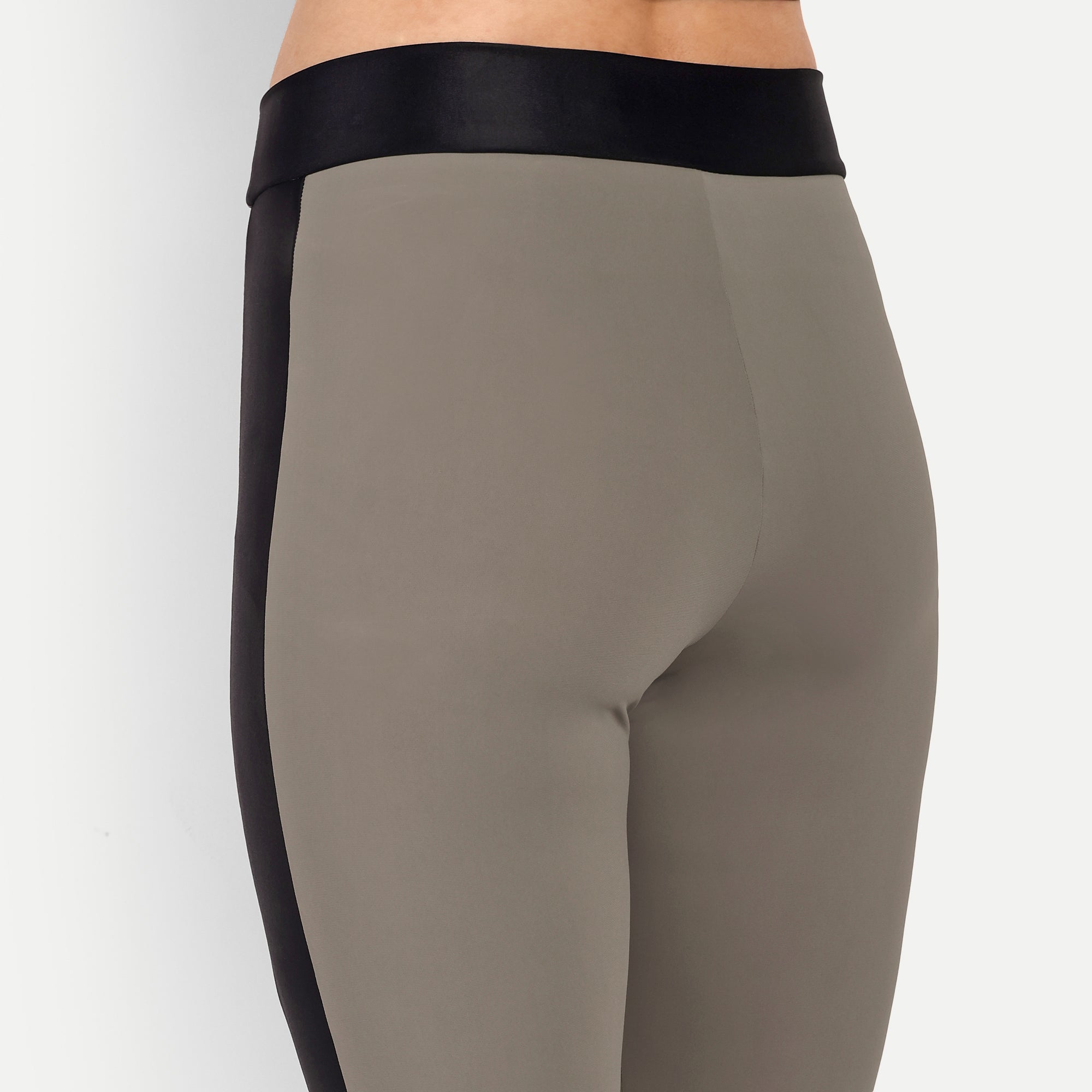 Color Block High Rise Legging