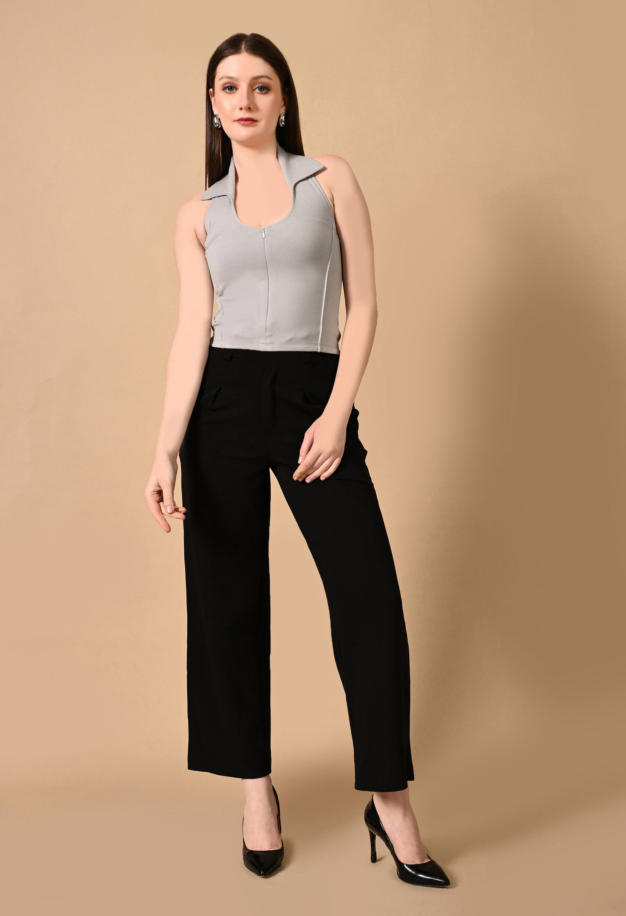 SLEEK HALTER