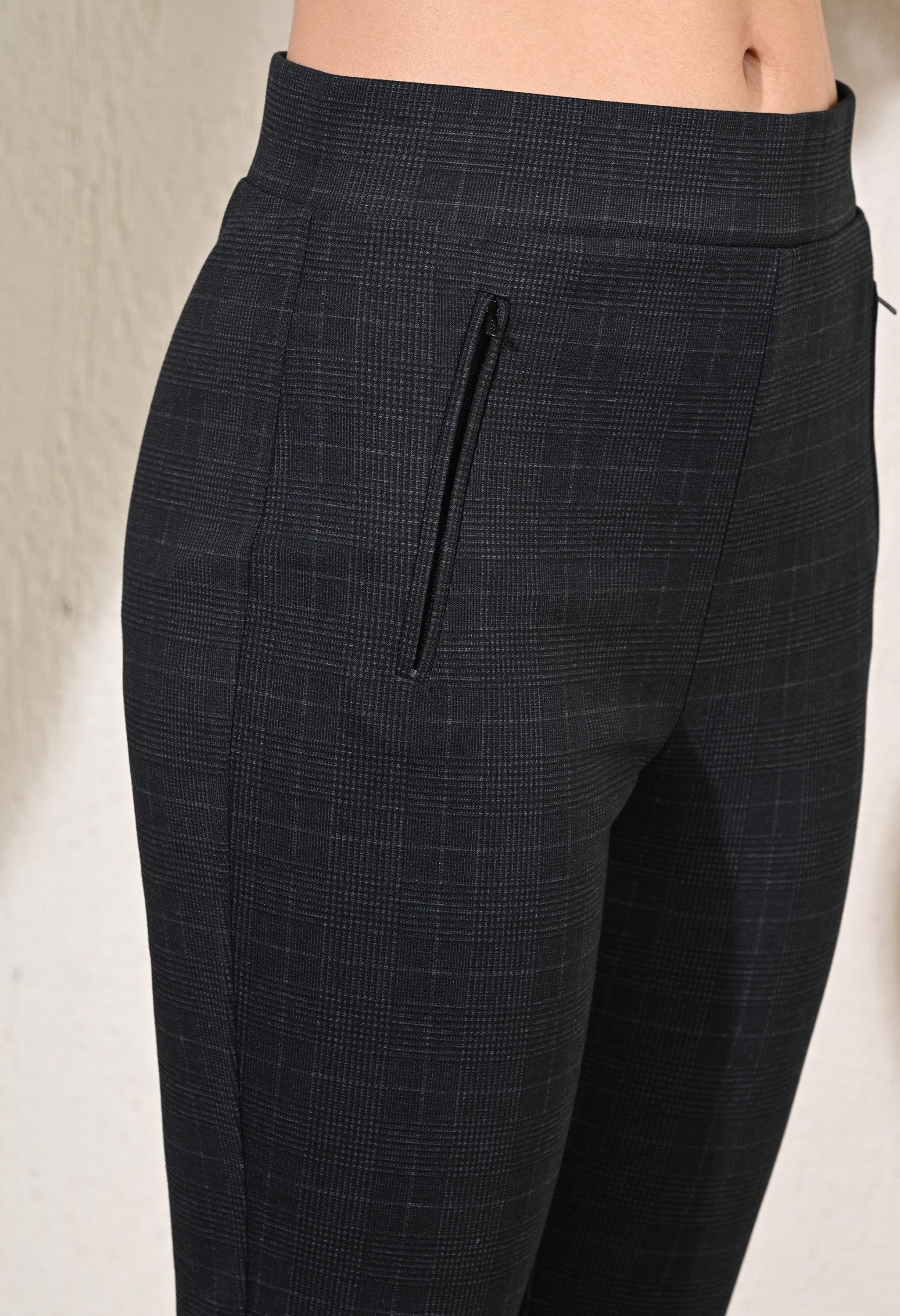 Women High-rise Ankle Length Stretchable Jegging