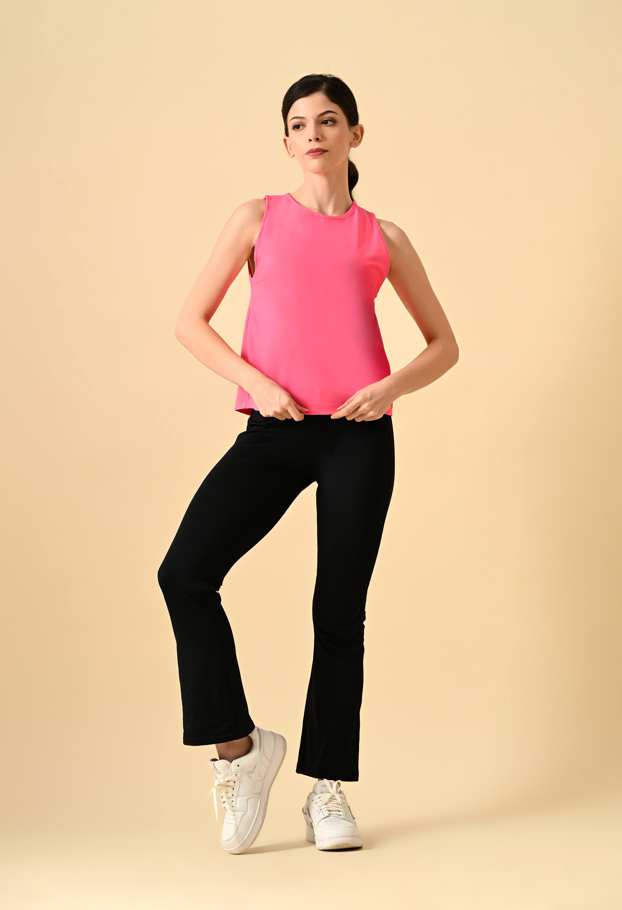 BACK CUT OUT TANK TOP